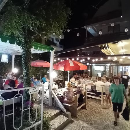 Guesthouse Oasis Kiten  Bagian luar foto