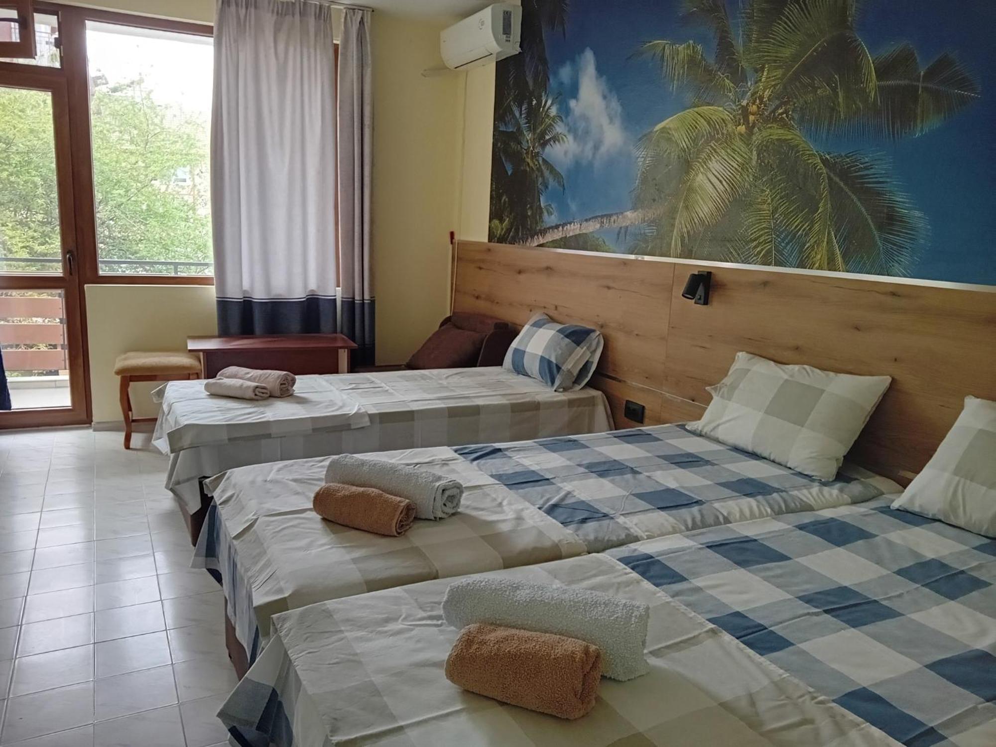 Guesthouse Oasis Kiten  Bagian luar foto