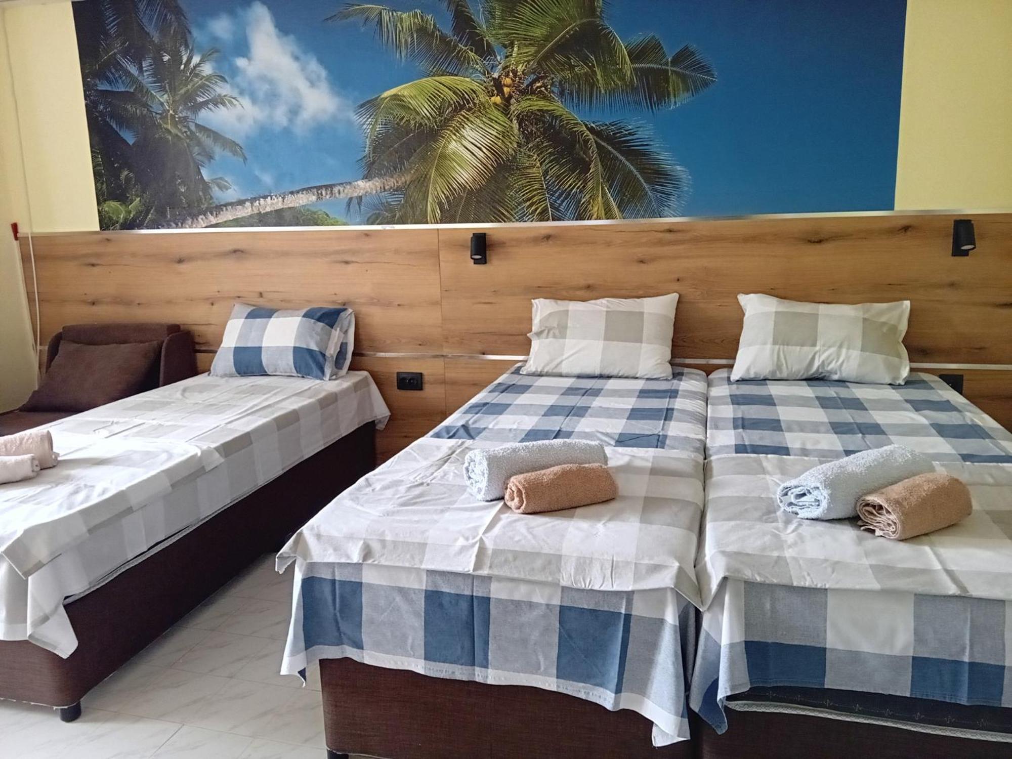 Guesthouse Oasis Kiten  Bagian luar foto