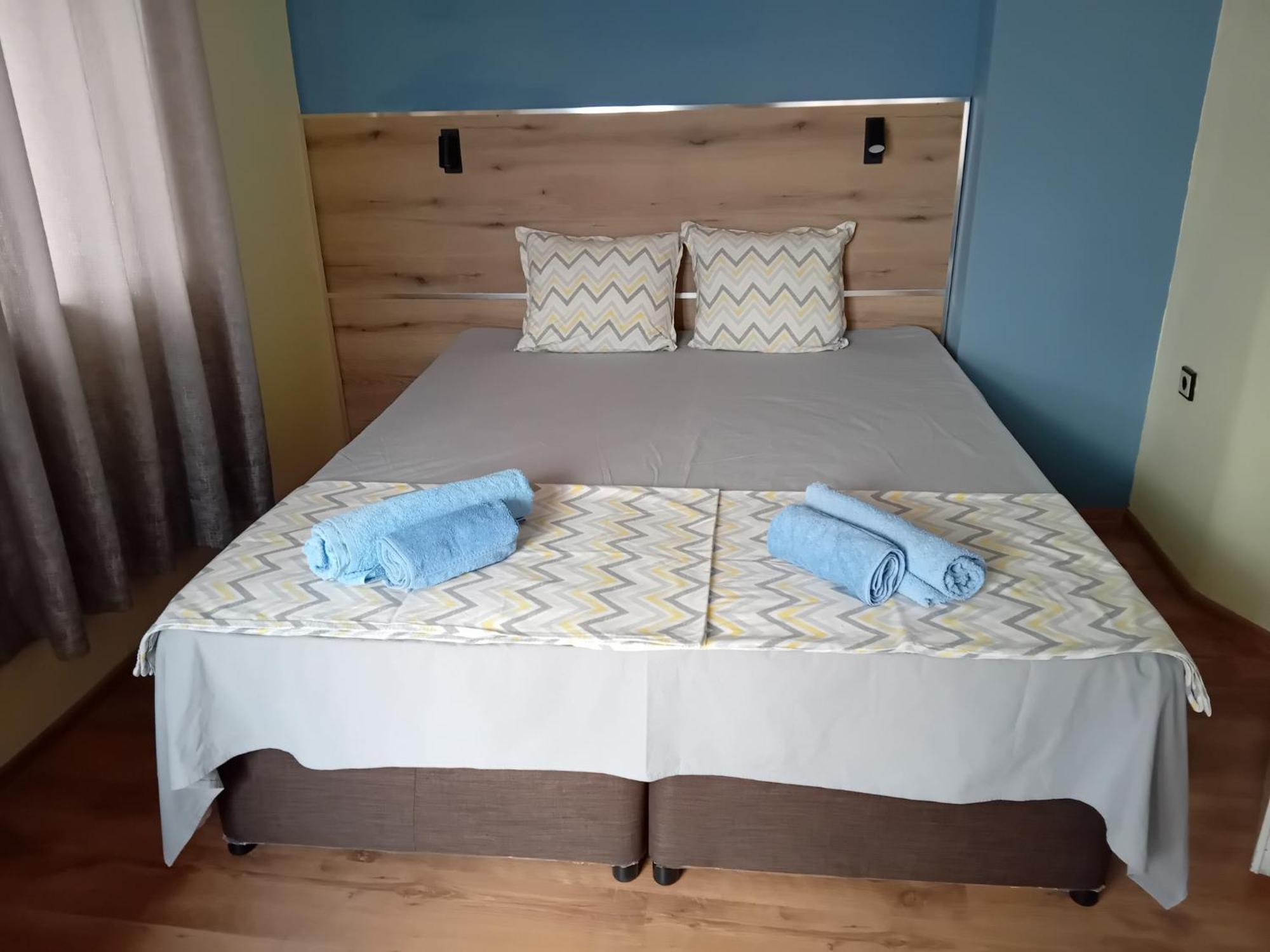 Guesthouse Oasis Kiten  Bagian luar foto